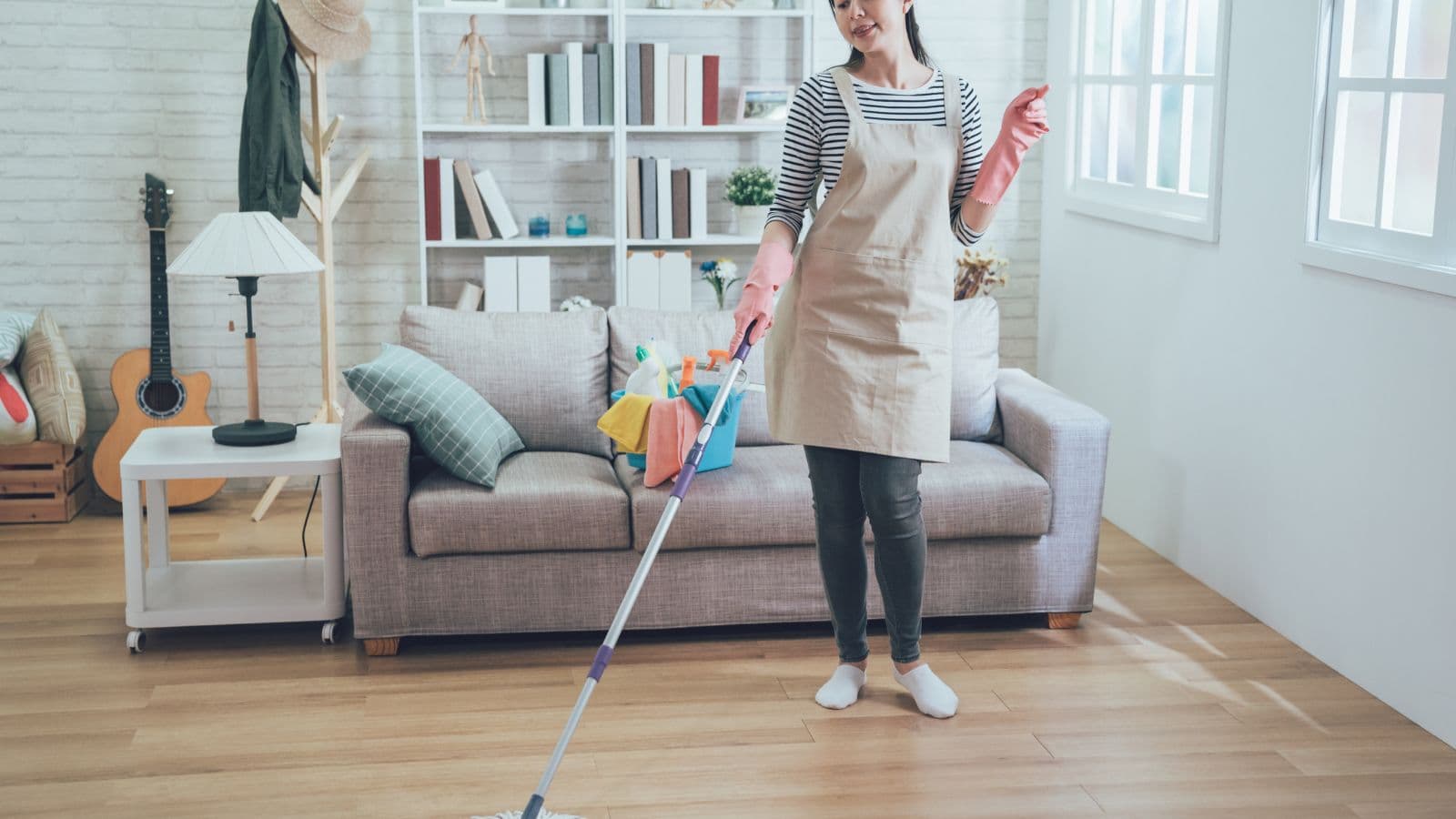 Cách dọn nhà ngày tết nhanh gọn cùng gia đình
